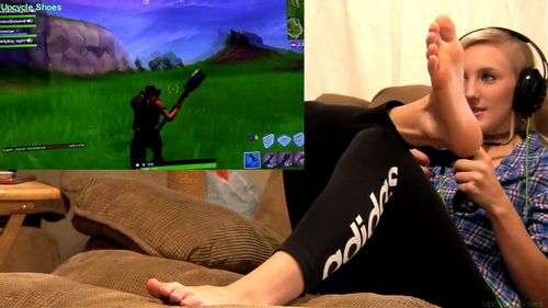 Ladygirl reccomend fortnite with brittney smokeshow soles