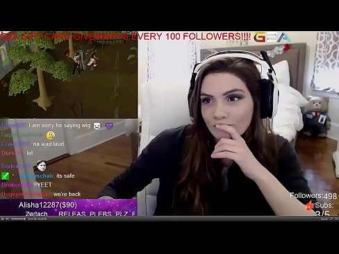 Girl Shows Vagina On Twitch