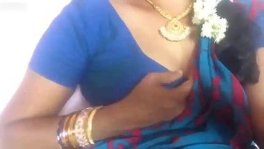 Wife blue saree fucked friend hindi