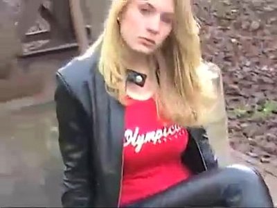 Leather fetish girls