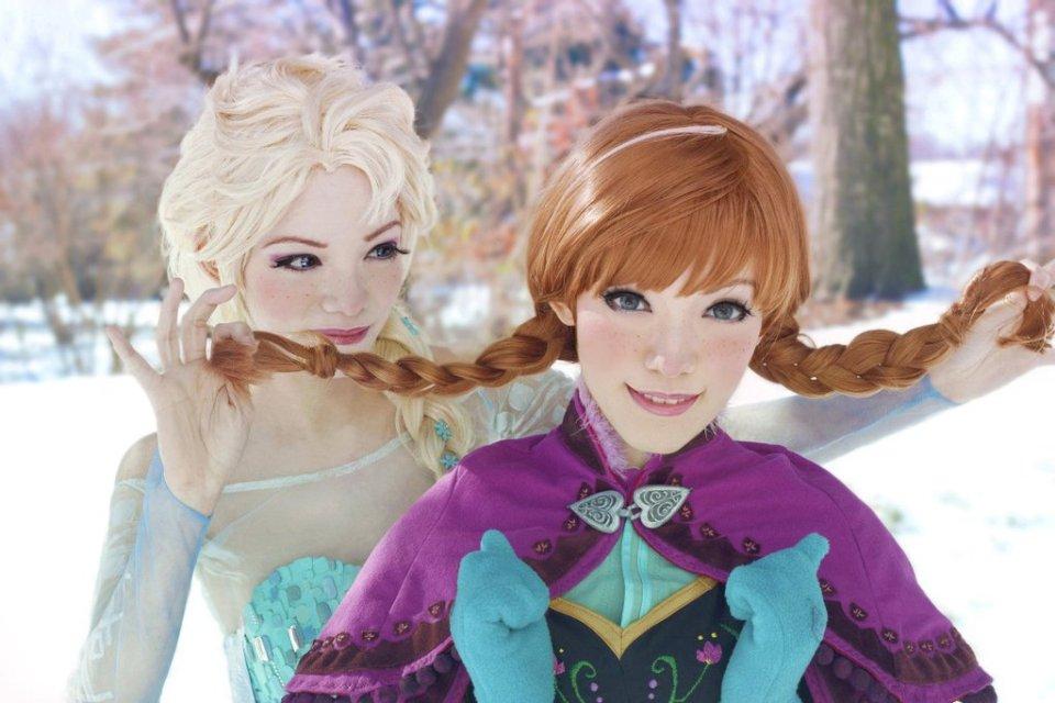 Frozen anna cosplay