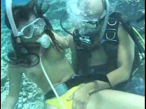 Fuck scuba underwater